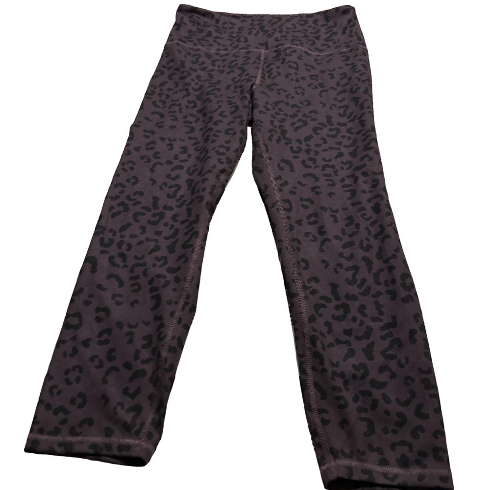 Women's Purple Leopard Print Zobha Capri Pants Size Large